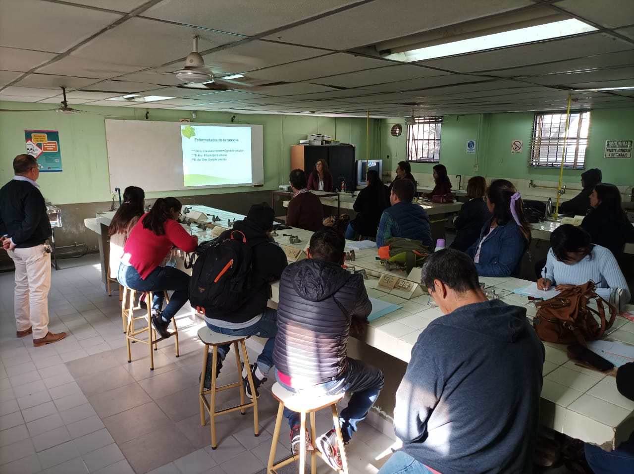 Continúan brindando Curso sobre Vitivinicultura y Enología en Jujuy