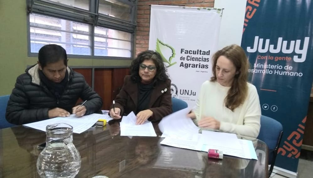 Contribuyen al desarrollo de huertas en la capital jujeña